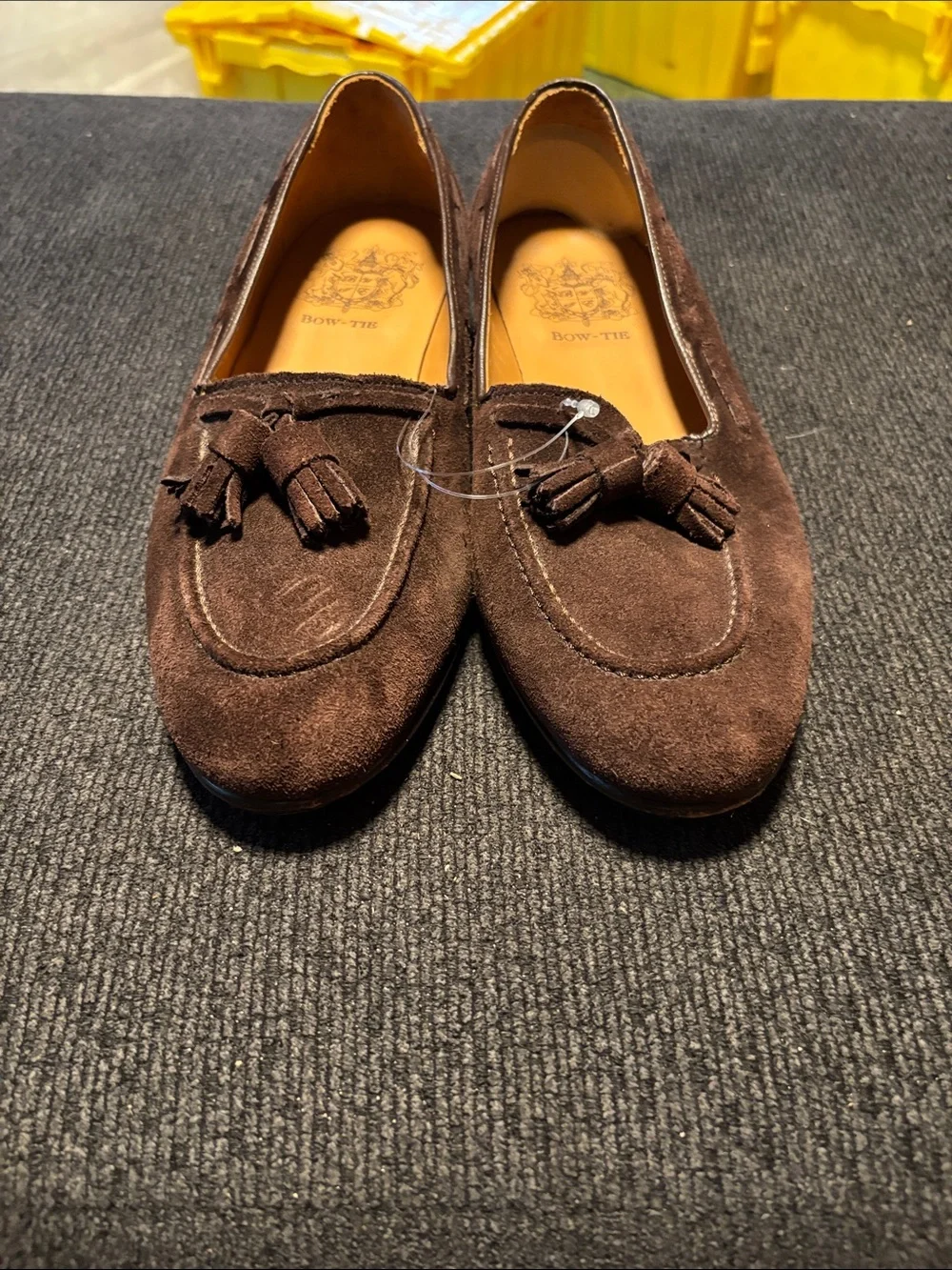Bow-tie refined brown